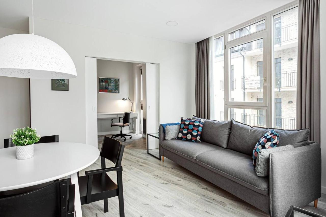 Happy Inn Vip, Self Check-In-24X7, A-C, Parking-In-The-Underground-Garage VNO Extérieur photo